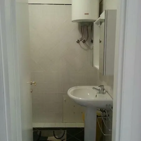Small And Nice Apartment *
